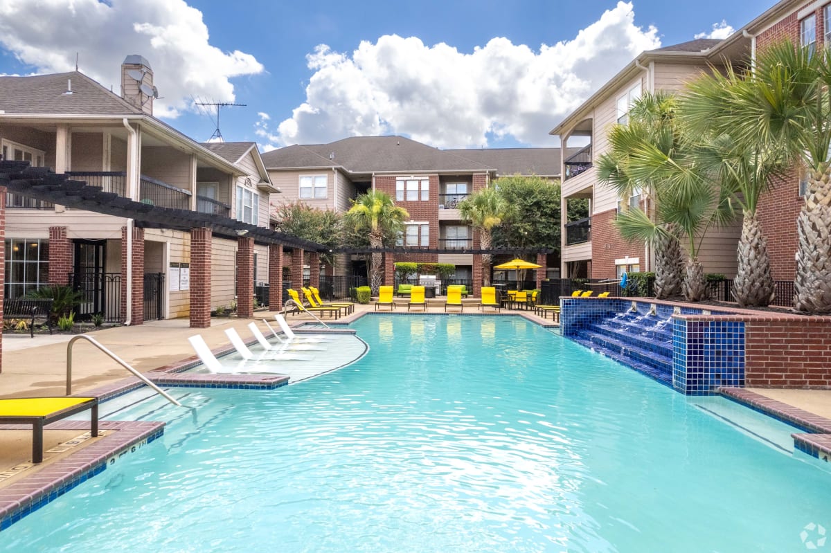 Palm Living at Vintage Park Apartment and Community Amenities